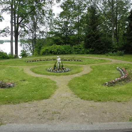 Neitsytniemen Kartano *