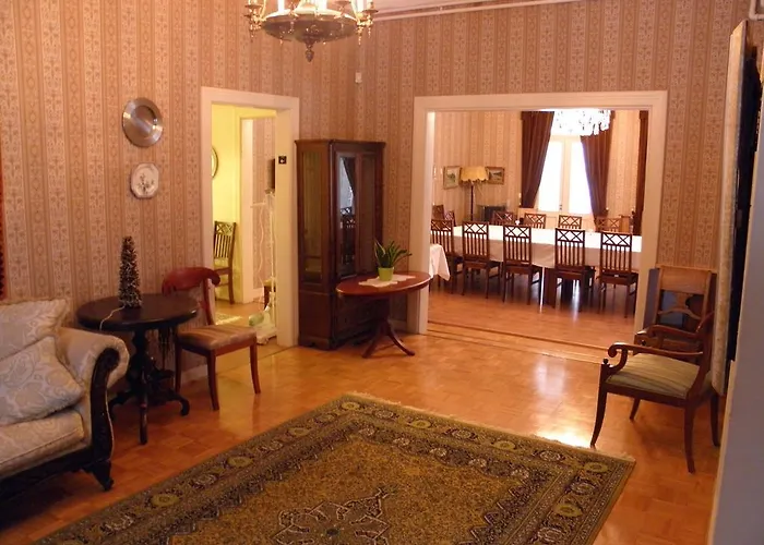 Bed & Breakfast Neitsytniemen Kartano Imatra